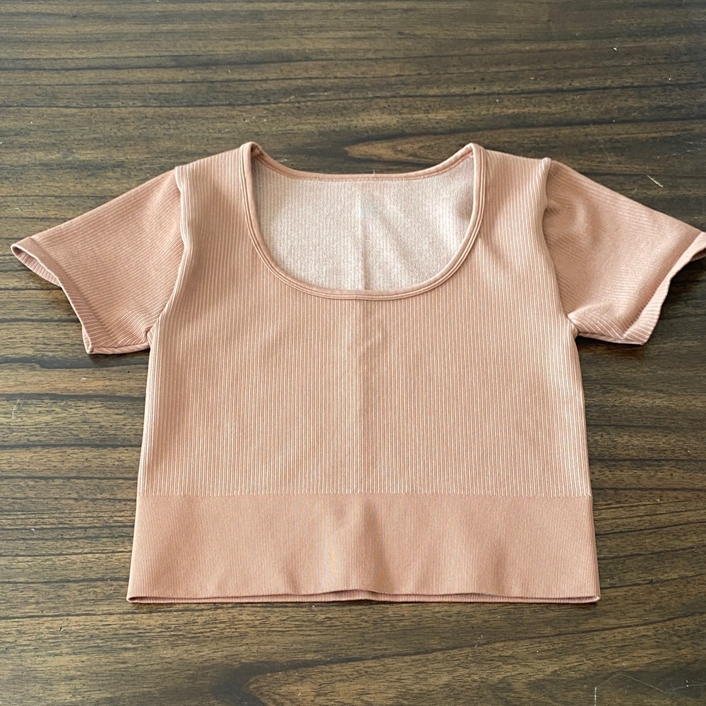 Offline by Aerie Seamless Tan Ribbed Short Sleeve Crop Top size XXL